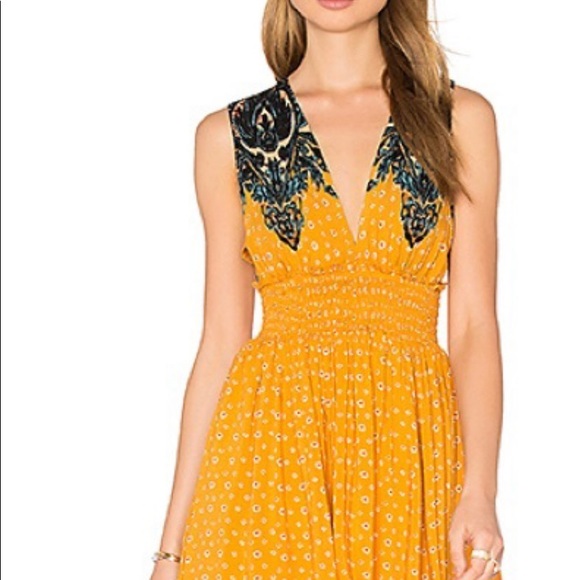 Free people short mustard yellow dress - Picture 3 of 6